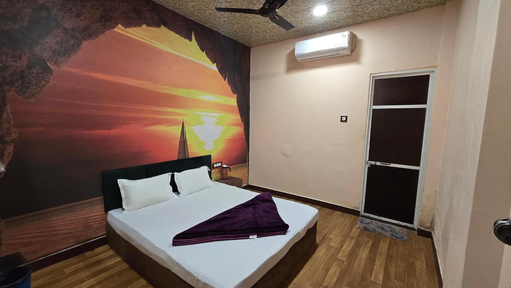 Hotel Maheshwari Green'S Ujjain Exterior photo