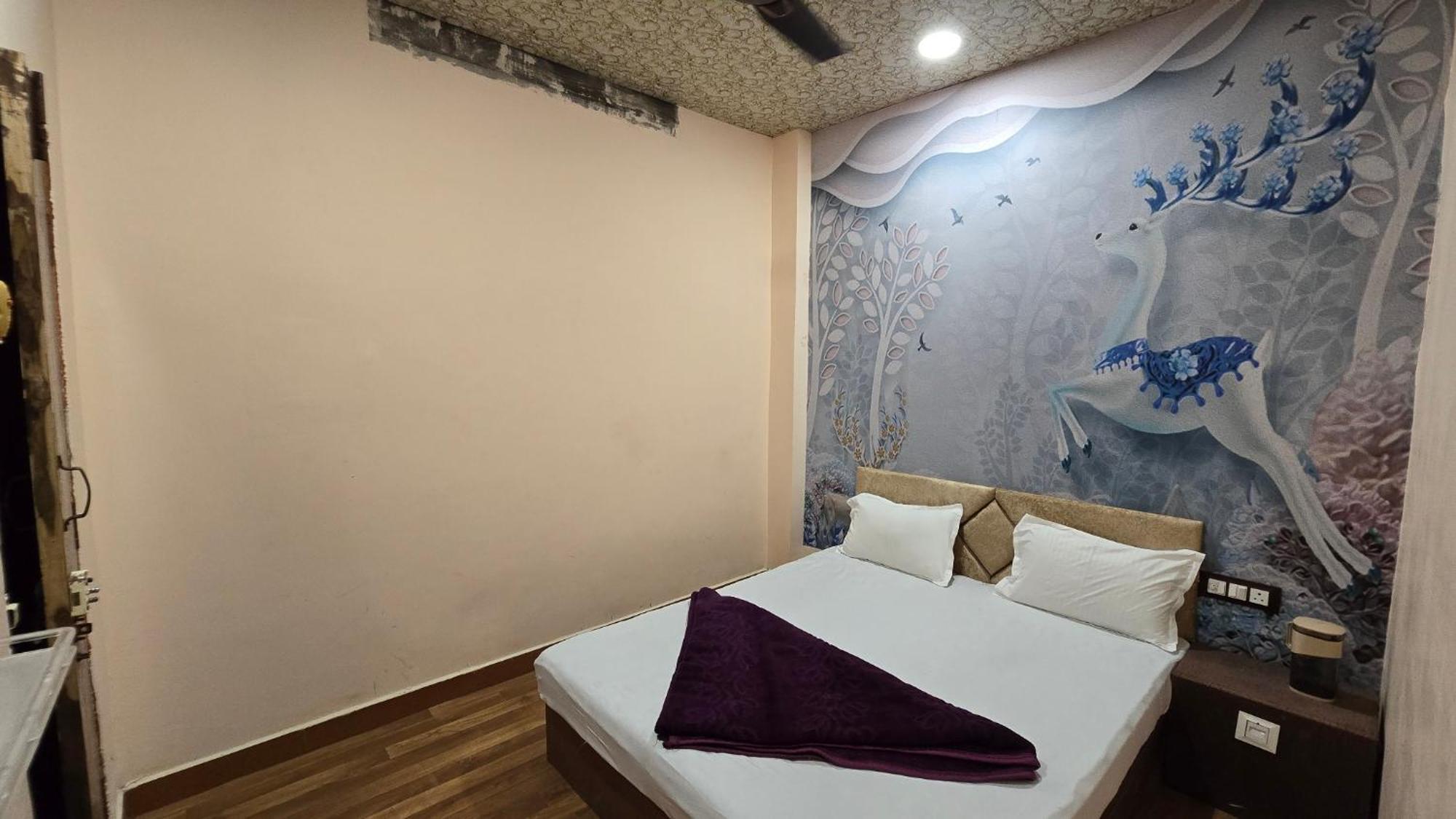 Hotel Maheshwari Green'S Ujjain Exterior photo