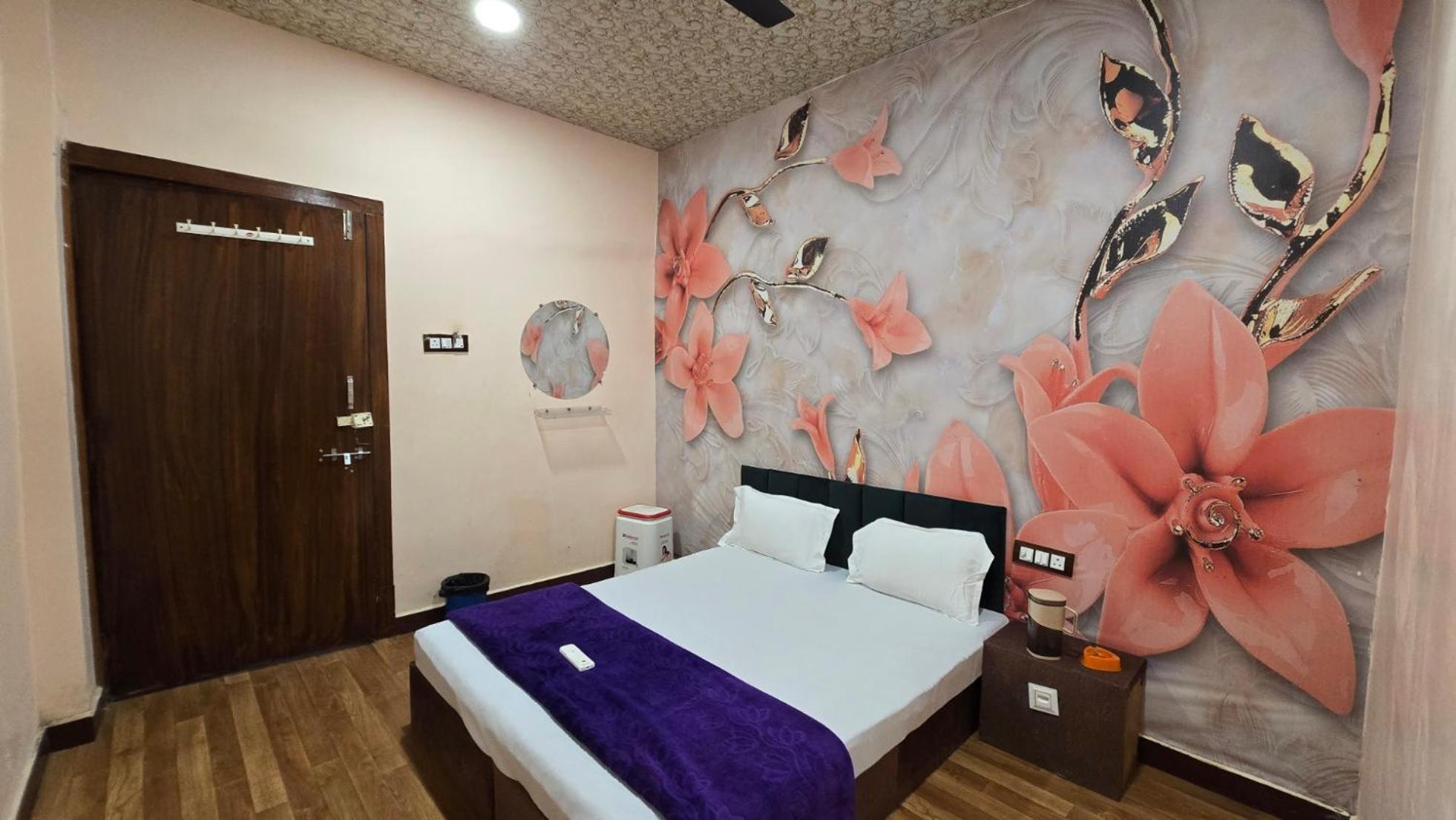 Hotel Maheshwari Green'S Ujjain Exterior photo