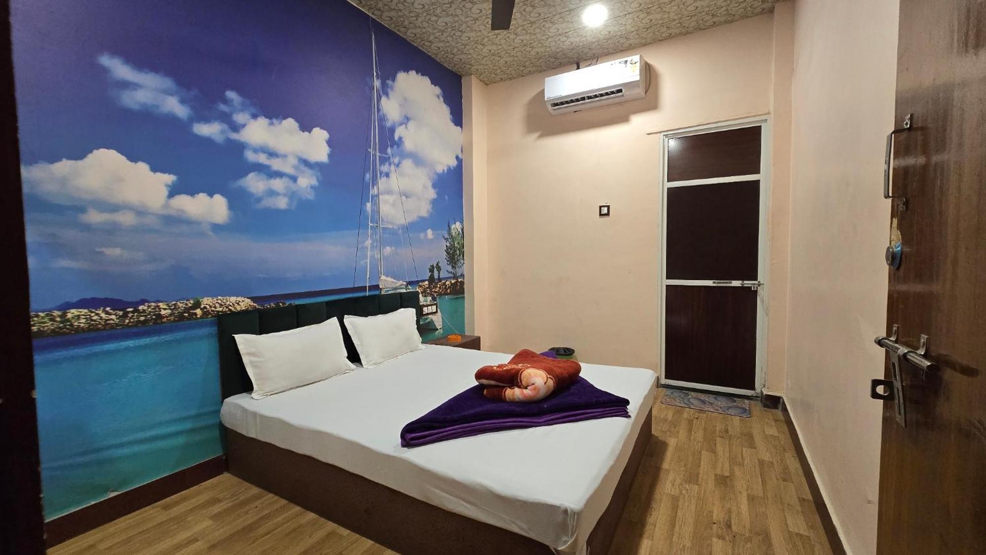 Hotel Maheshwari Green'S Ujjain Exterior photo